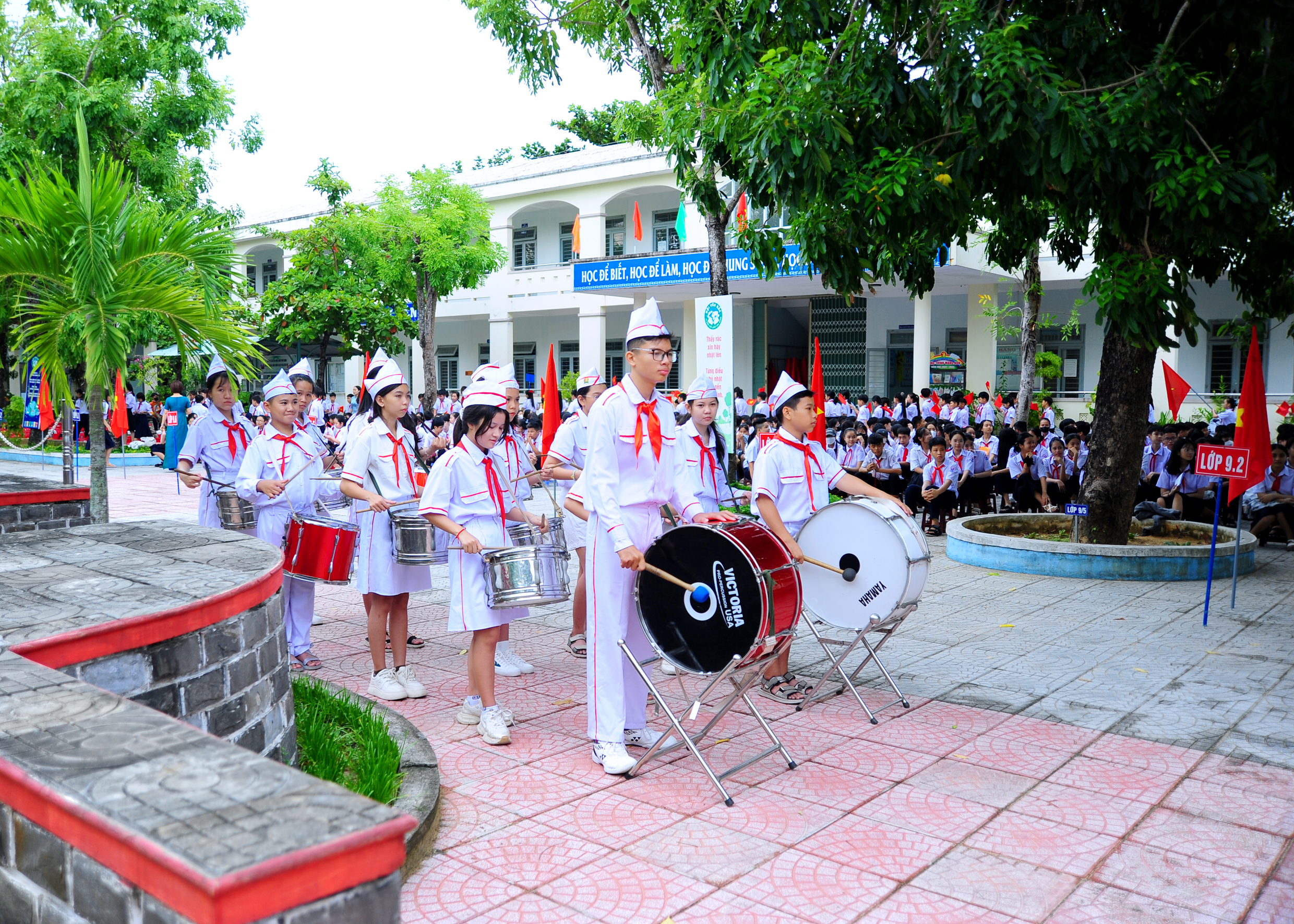 anh12-1